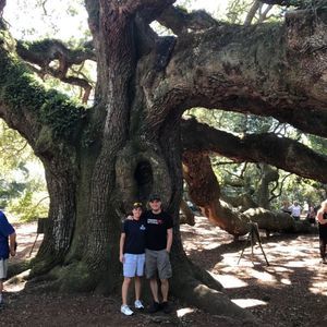 Meet your Posher, Caitlin